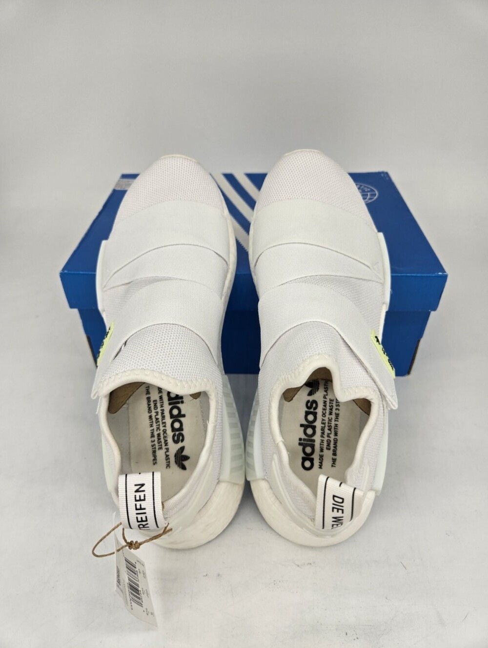 Adidas Women's NMD_R1 GW5699 White Running Shoes Size 8 - Picture 6 of 8